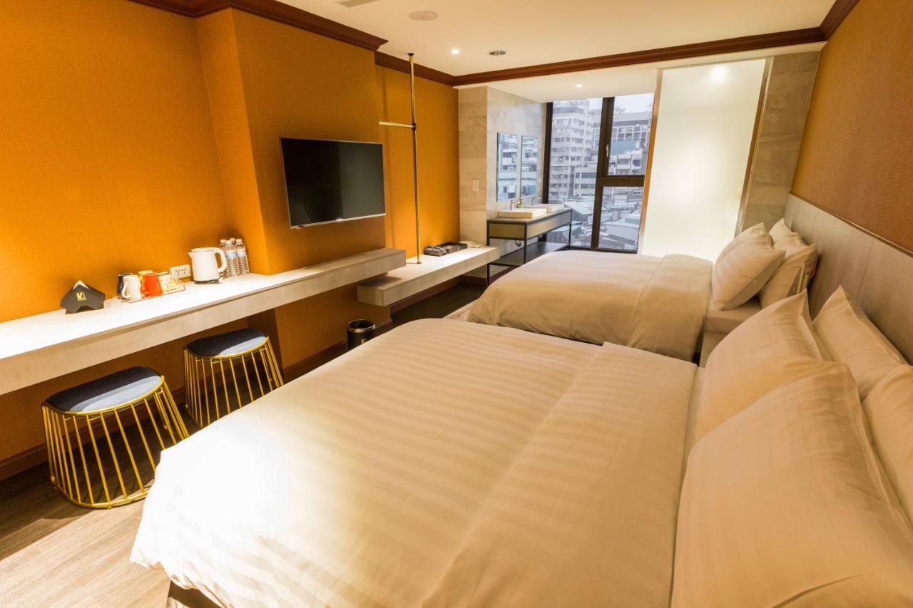 Q21 Hotel Каосюн Екстериор снимка