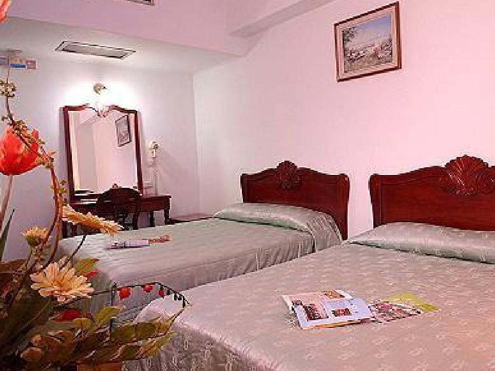 Q21 Hotel Каосюн Екстериор снимка